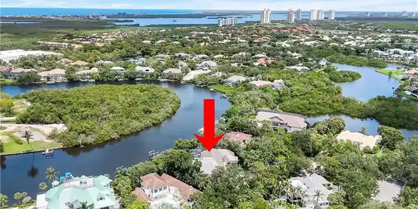 4111 Harbor Oaks CT