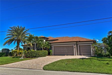 2127 SE 17th PL