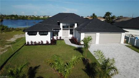 702 NW 30th PL