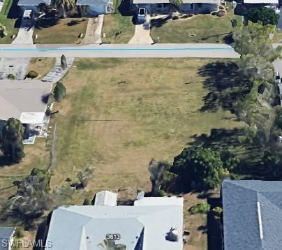 Image 4: Drone / aerial view