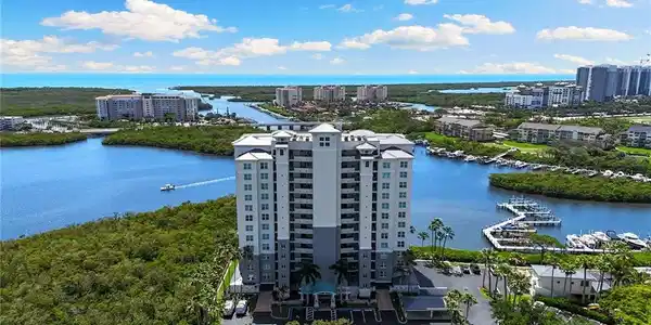 420 Cove Tower DR
