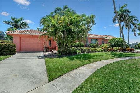848 Buttonwood CT