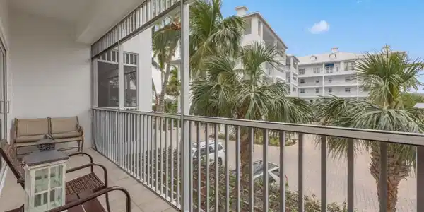 160 Palm ST
