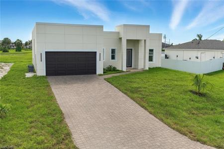 303 NW 26th AVE