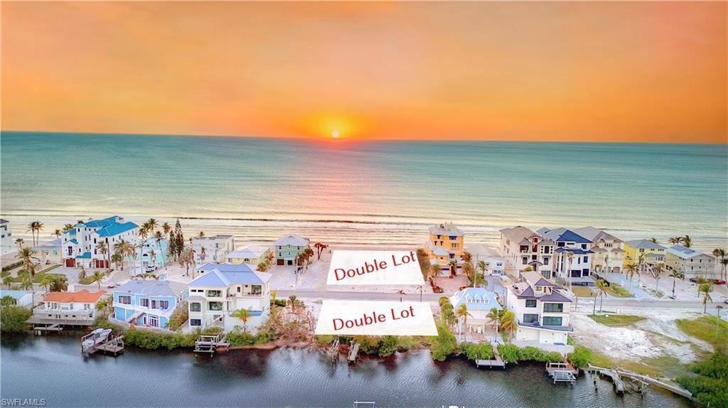 Image 4: BEACH TO BAY LOT OPPORTUNITY.