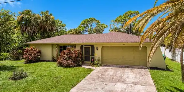 2123 Cannolot BLVD