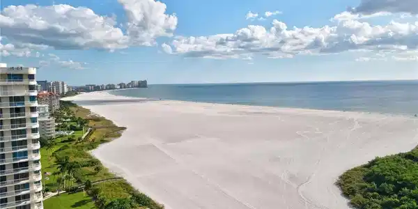 380 Seaview CT