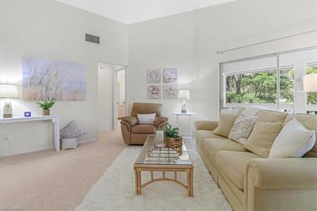 660 Wiggins Bay DR