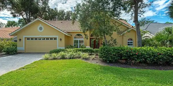 3751 Catbrier CT
