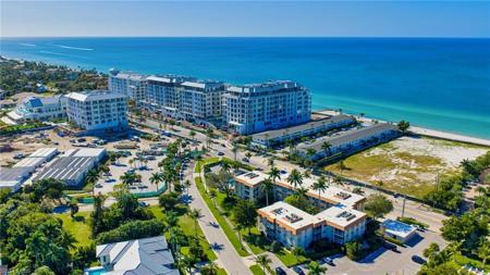 1100 Gulf Shore BLVD N