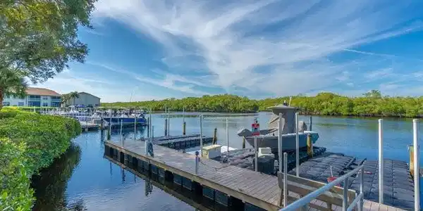 242 Newport DR