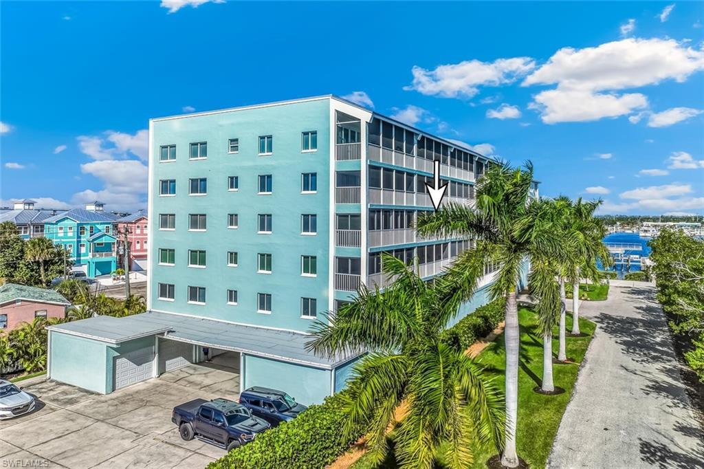 Image 2: View of apartment building / complex