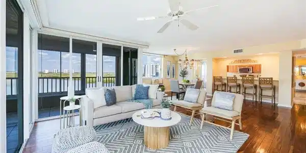 21 Bluebill AVE