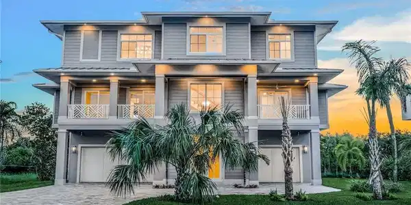 700 Waterside DR
