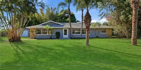 1939 Flamingo DR
