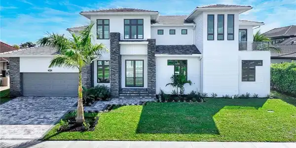 1071 Dana CT