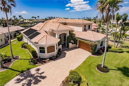 5502 Merlyn LN