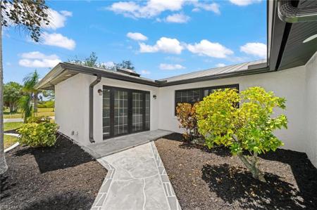 1900 SW 54th ST