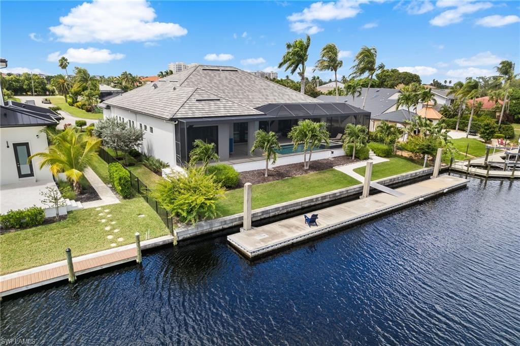 Image 3: 80 ft. floating concrete dock can accomodate a 100 ft. yacht.