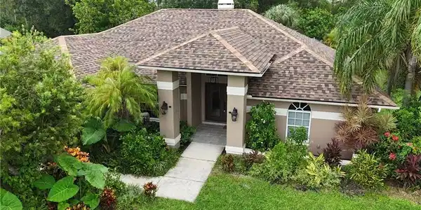 7831 Deni DR