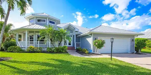 15602 Caloosa Creek CIR