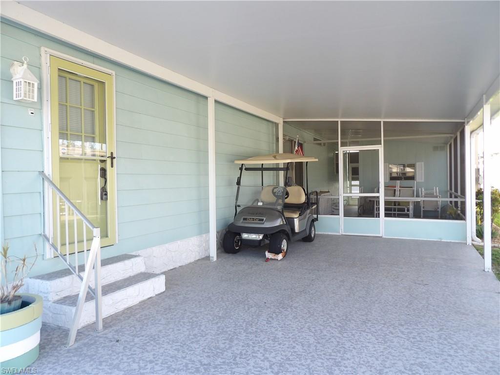 Image 2: Patio /Screened in lanai