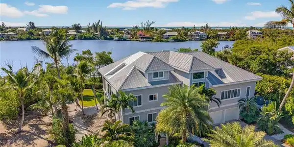 2400 Los Colony RD