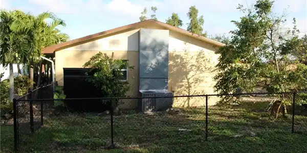 Image 4: View of side of home