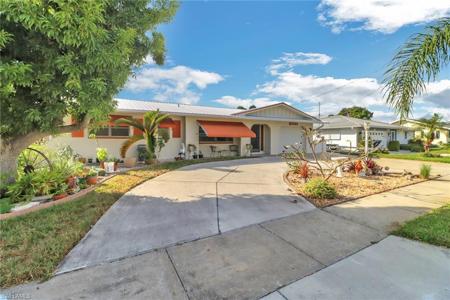 4625 Forest Glen DR