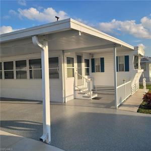 5558 Palm Beach BLVD