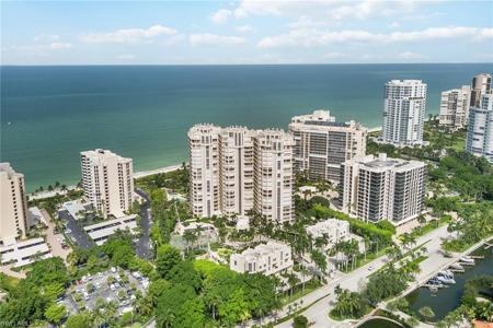 4021 Gulf Shore BLVD N