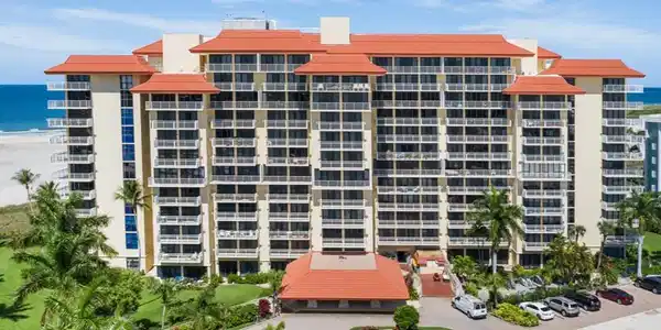 180 Seaview CT