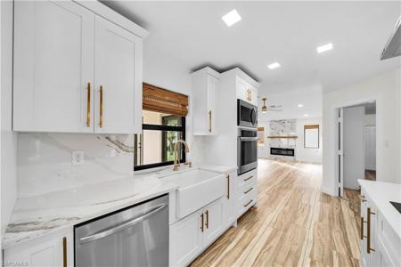1516 SW 47th ST
