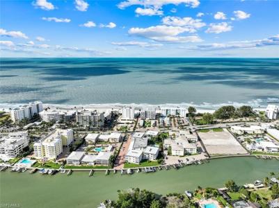 1930 Gulf Shore BLVD N