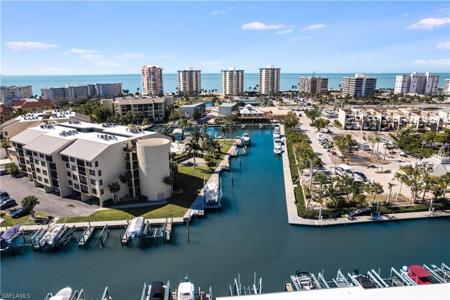 4571 Bay Beach LN