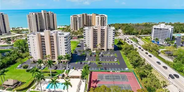 11118 Gulf Shore DR