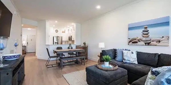 7670 Pebble Creek CIR