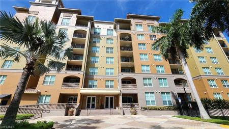2825 Palm Beach BLVD