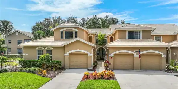 24821 Lakemont Cove LN