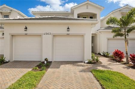 4563 Arboretum CIR