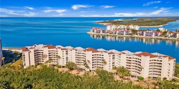 6000 Royal Marco WAY