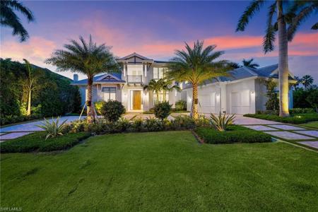 3139 Leeward LN