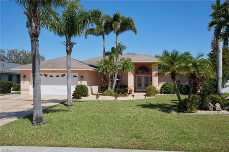233 SW 44th TER
