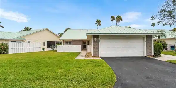 14594 Sagamore CT