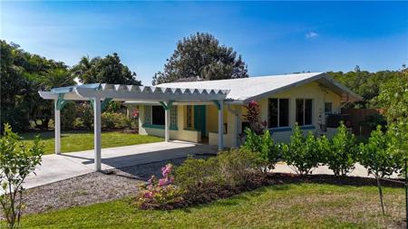1317 Driftwood DR