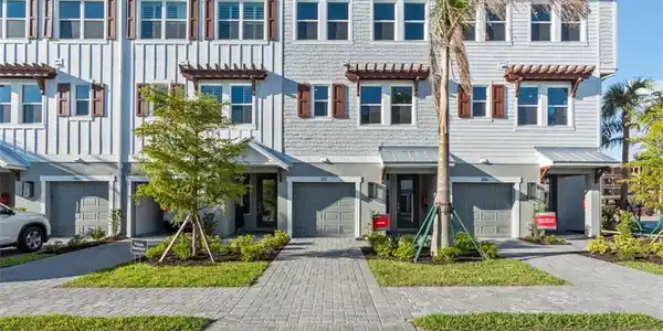 1625 Compass Pointe CT