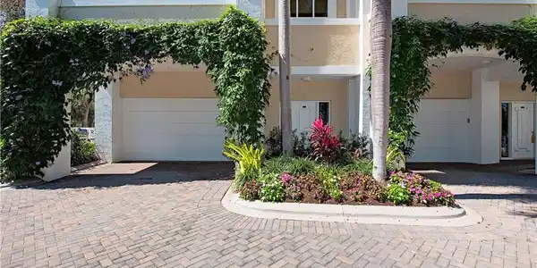 7041 Pelican Bay BLVD