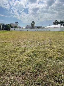 2610 Beach PKWY W