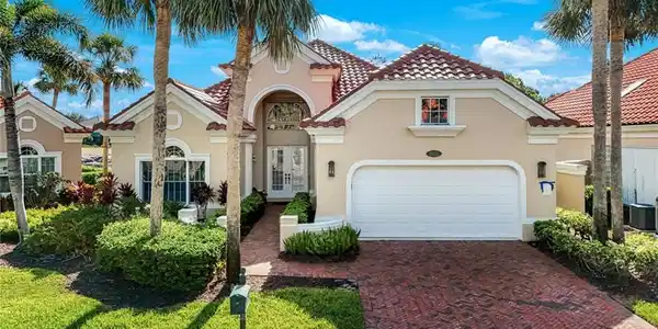 26211 Siena DR
