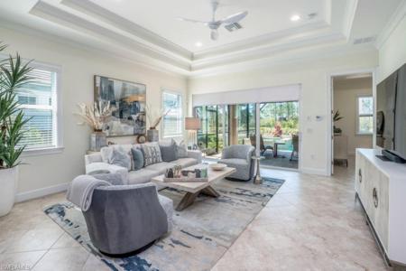 6867 Saona CT